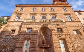 HOTEL TREVI Palazzo Natalini